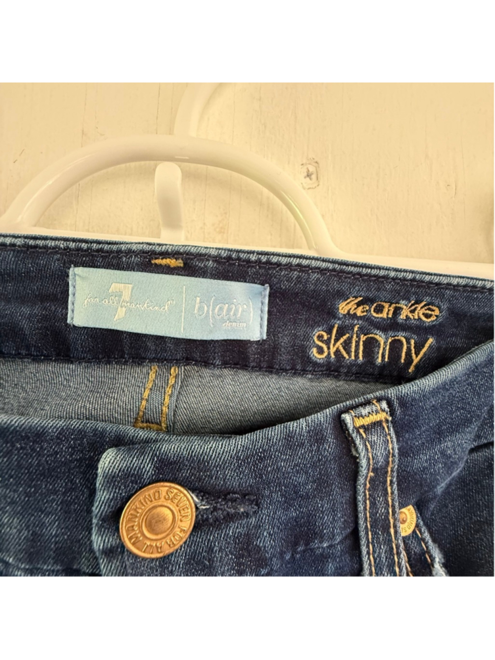 7 For All Mankind b(air) Ankle Skinny Distressed Jeans Size 28 - Picture 3 of 8